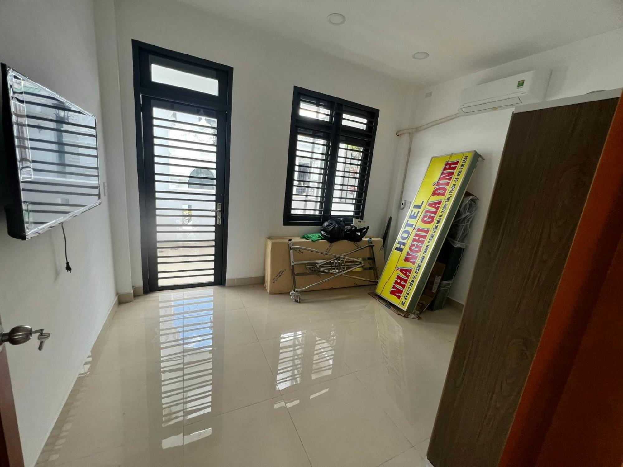 Khách sạn hẻo lánh Nha Nguyen Full Noi That
